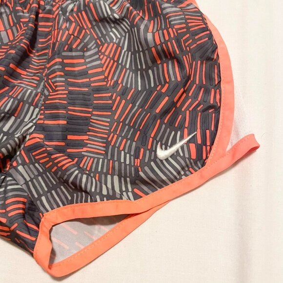 Nike Girls Shorts 4T Dri Fit Shorts - Picture 2 of 12